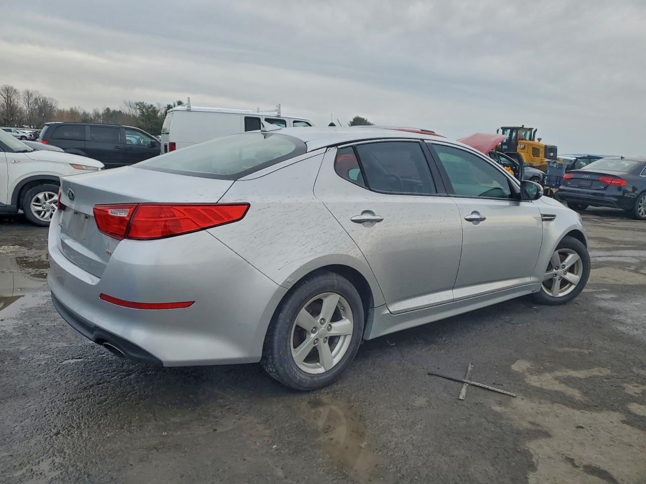 2015 KIA OPTIMA LX photo 3