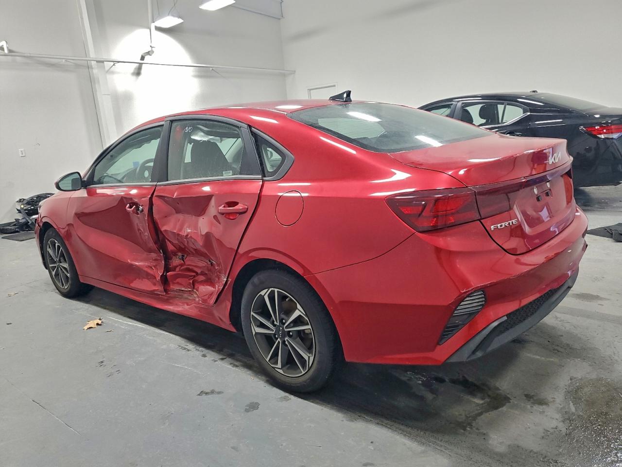 2024 KIA FORTE LX photo 2