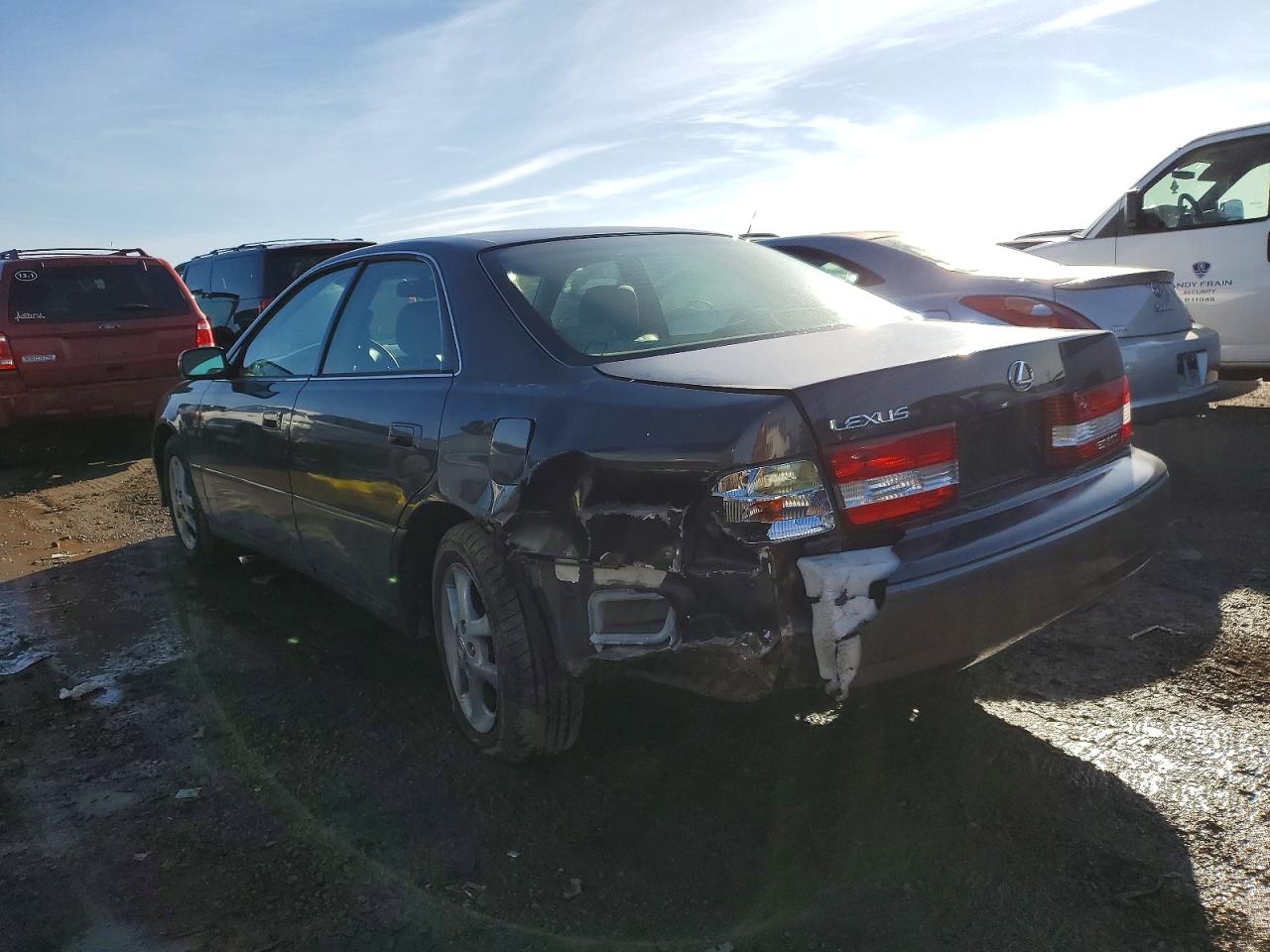 2000 LEXUS ES 300 photo 2