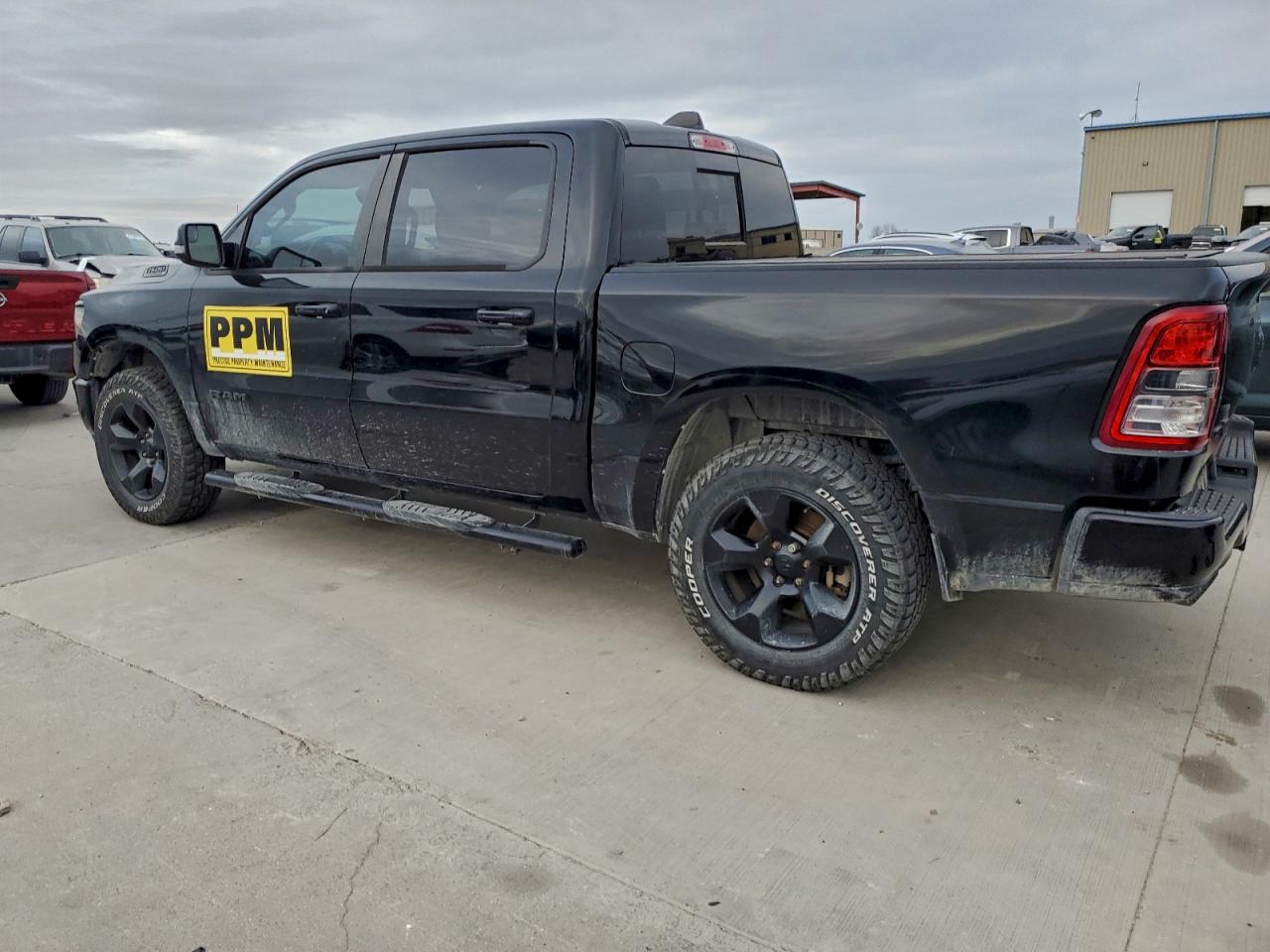 2019 RAM 1500 BIG HORN/LONE STAR photo 2