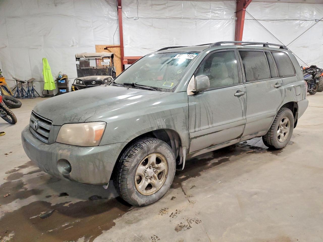 2005 TOYOTA HIGHLANDER