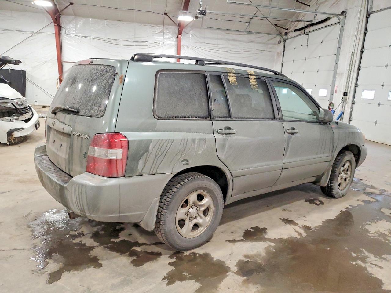 2005 TOYOTA HIGHLANDER photo 3