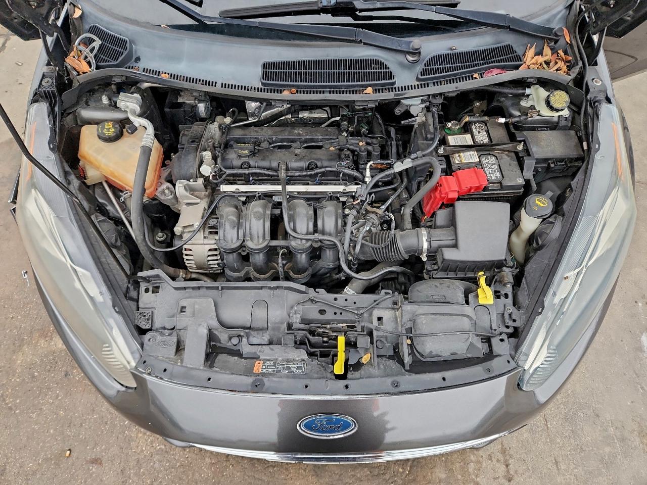 2016 FORD FIESTA SE photo 11