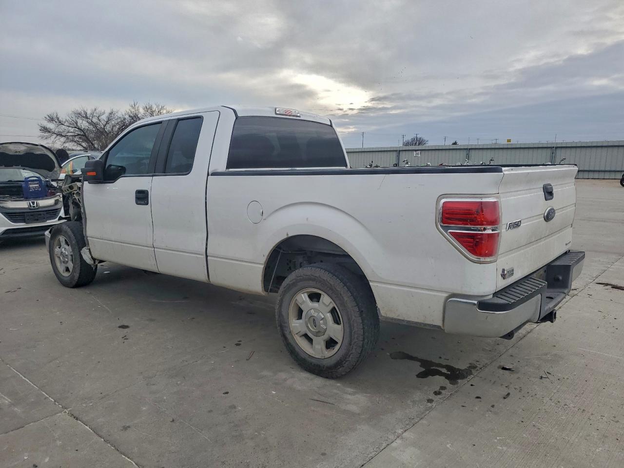 2014 FORD F150 SUPER CAB photo 2