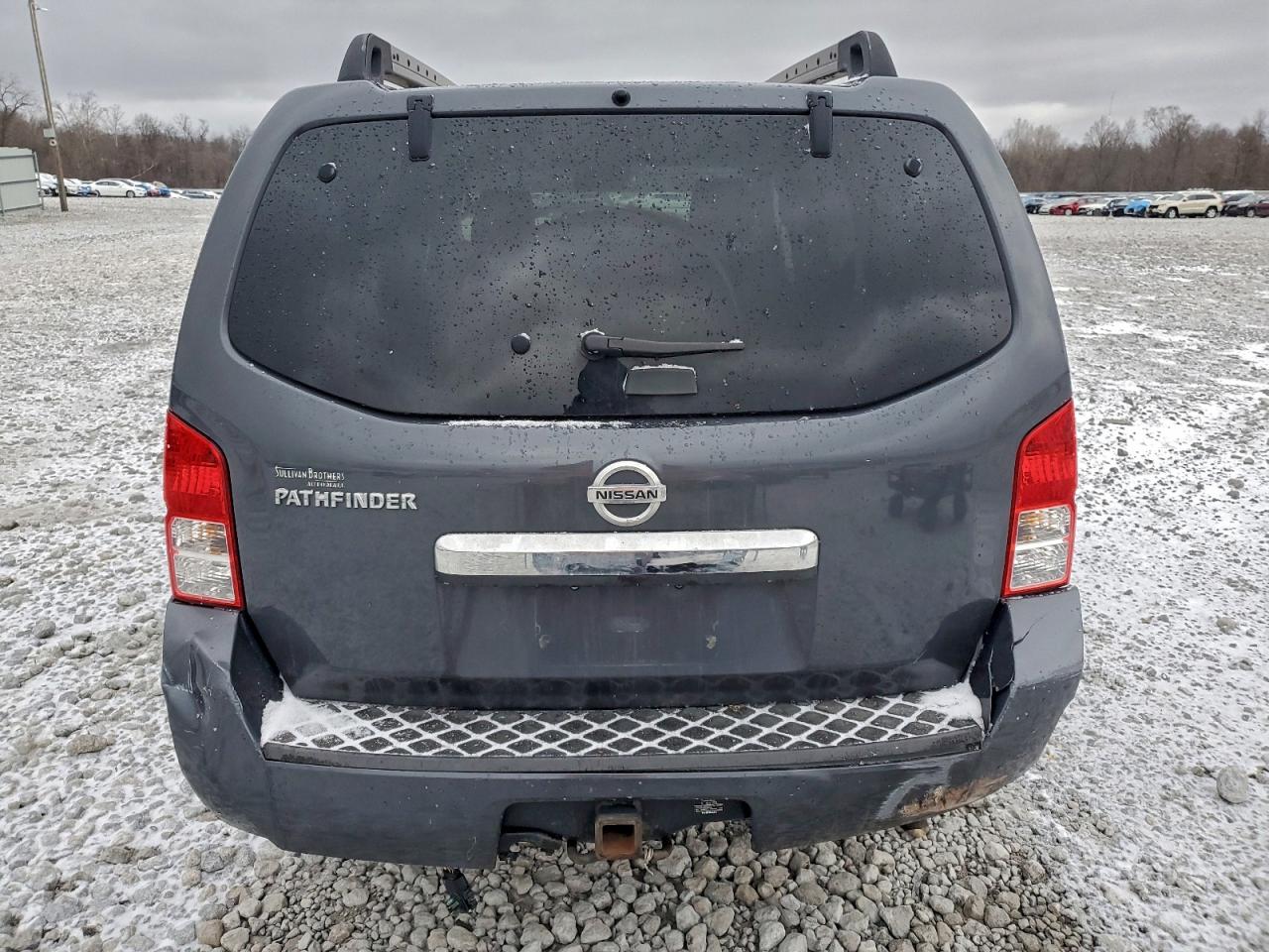 2012 NISSAN PATHFINDER S photo 6