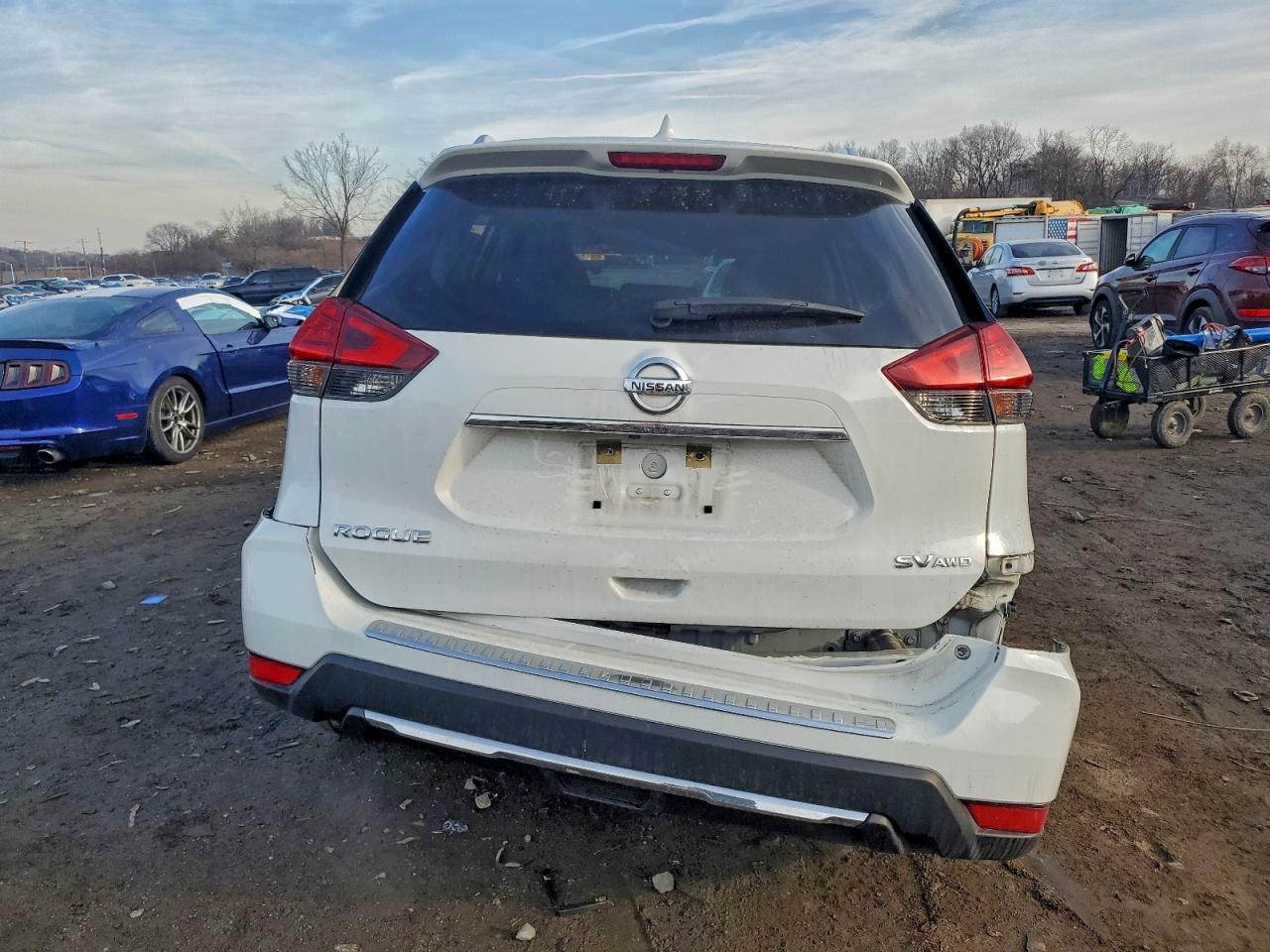 2017 NISSAN ROGUE S photo 6