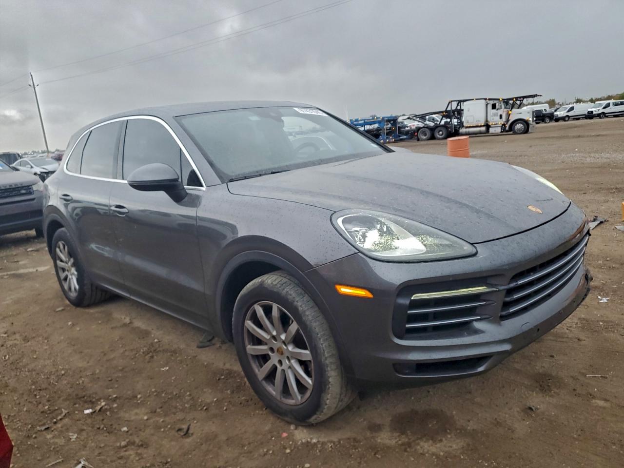 2019 PORSCHE CAYENNE photo 7