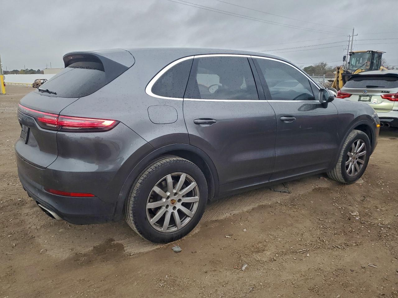 2019 PORSCHE CAYENNE photo 5