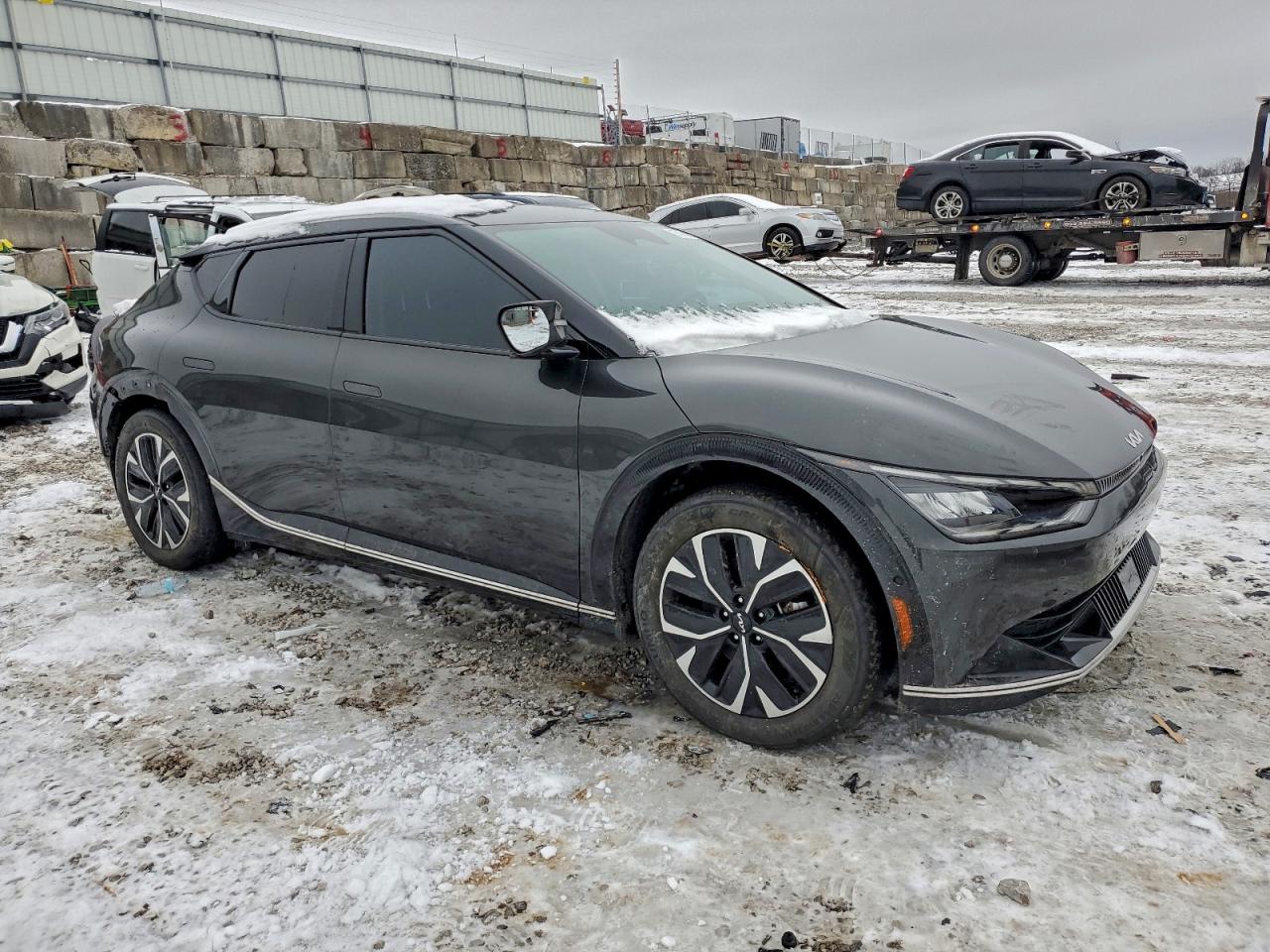 2023 KIA EV6 LIGHT photo 10