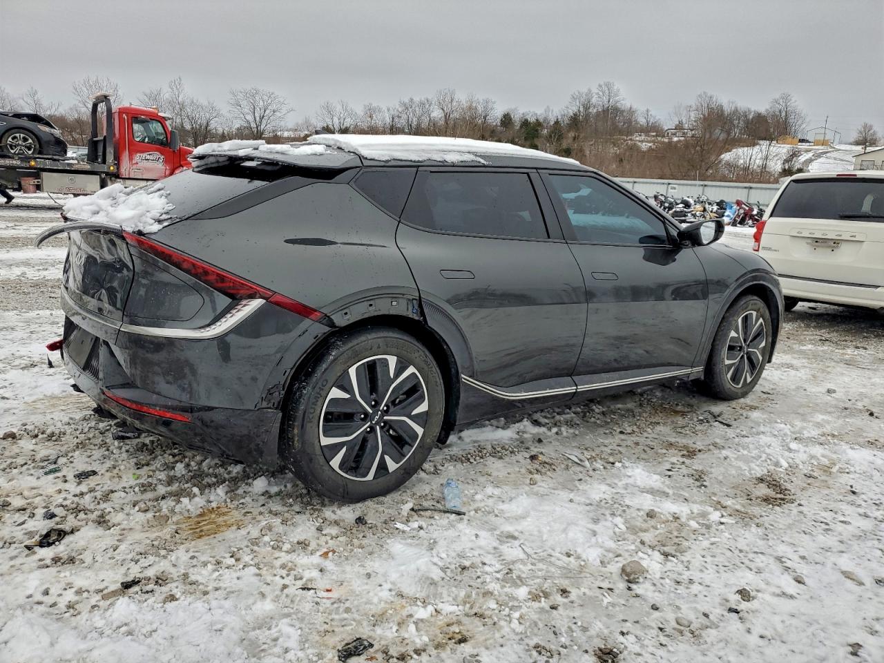 2023 KIA EV6 LIGHT photo 7