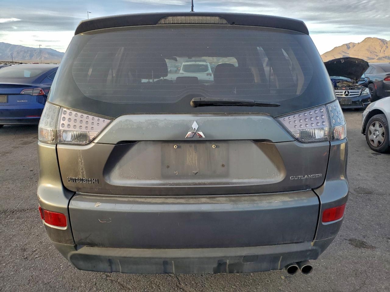 2007 MITSUBISHI OUTLANDER ES photo 6