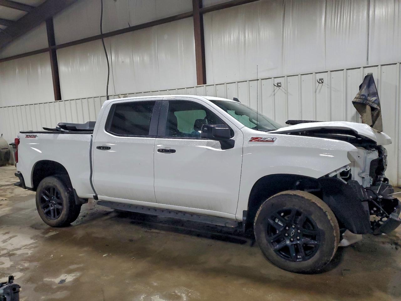 2025 CHEVROLET SILVERADO K1500 LT TRAIL BOSS photo 4