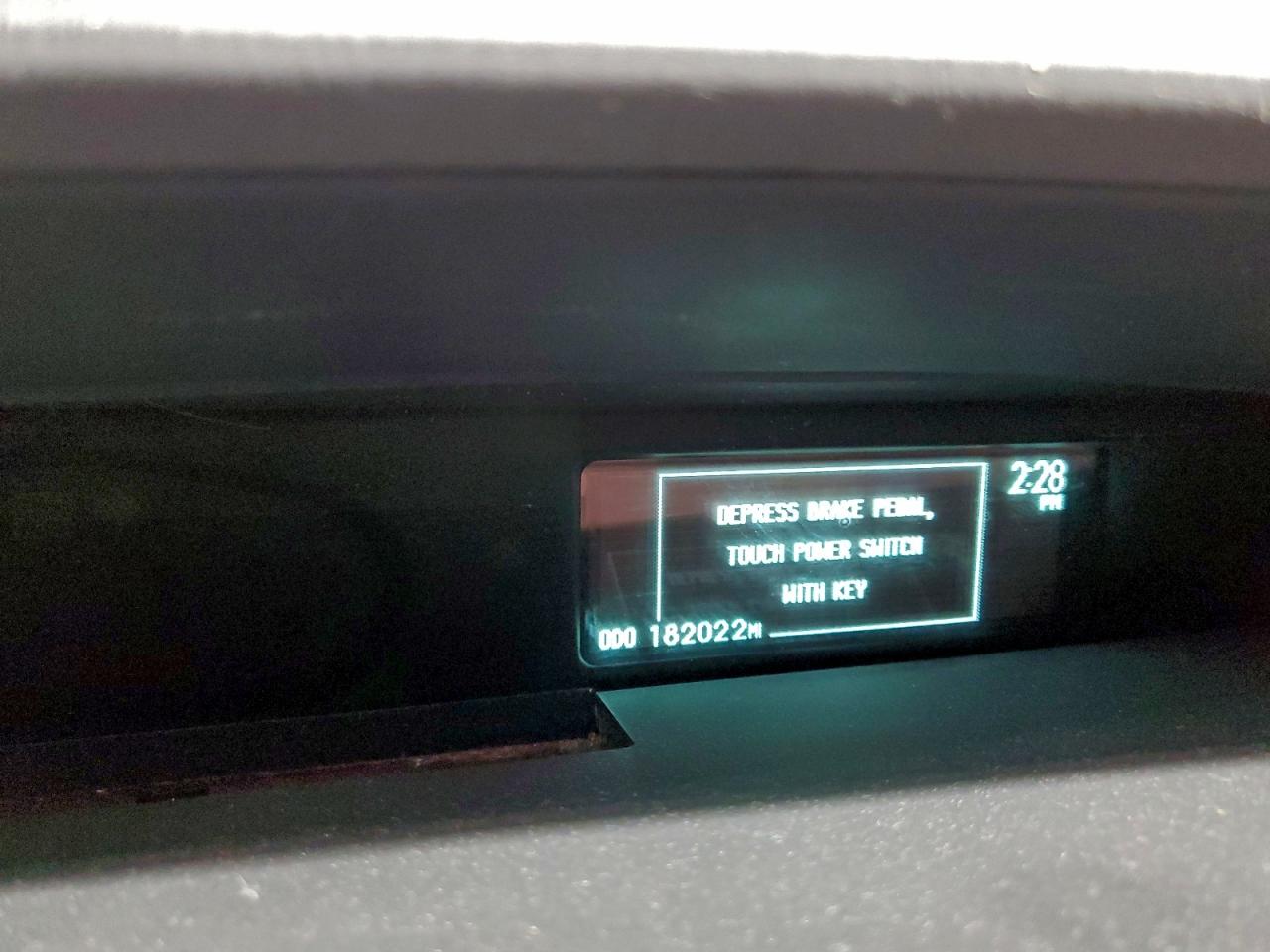 2010 TOYOTA PRIUS photo 9