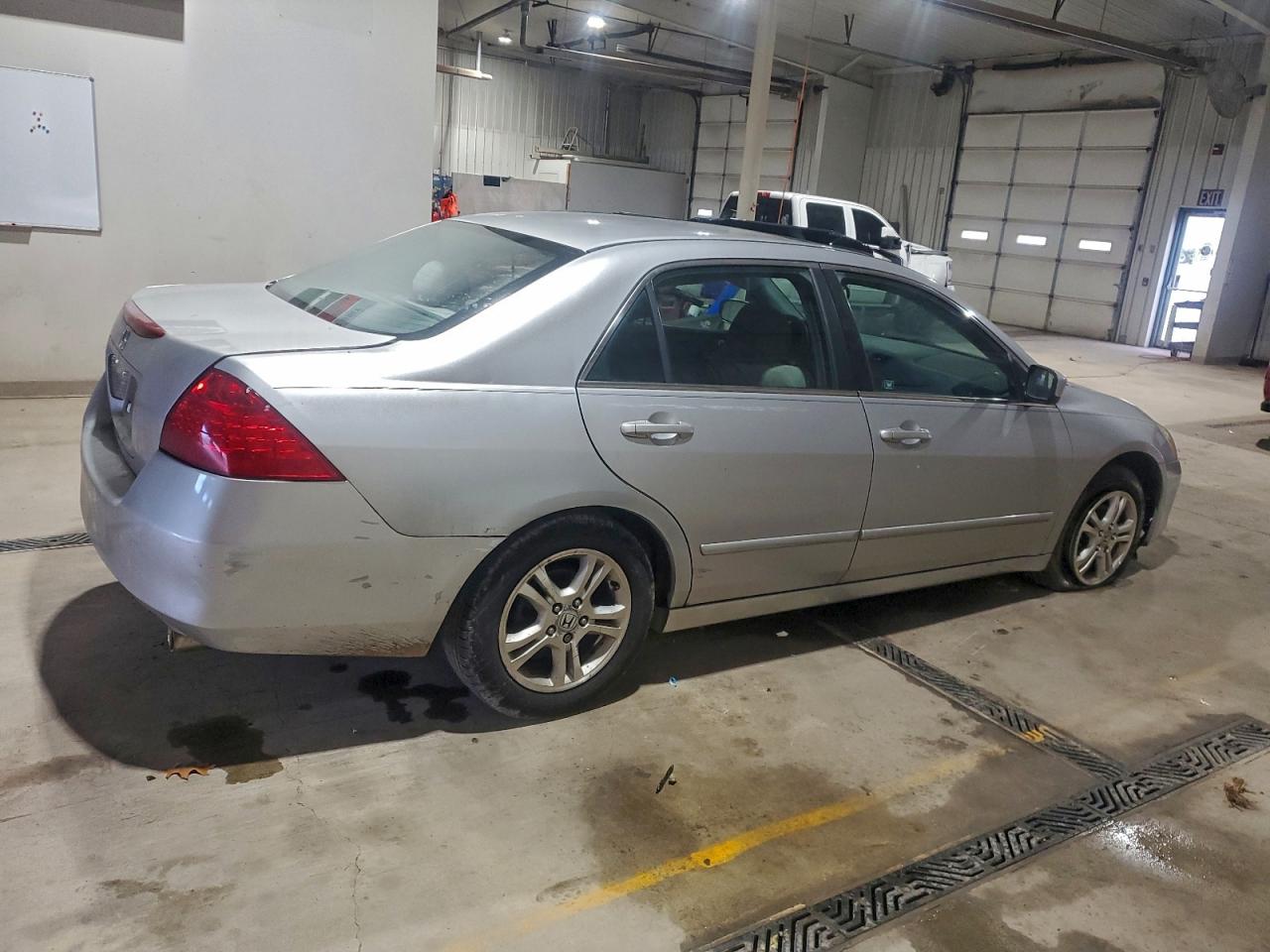 2007 HONDA ACCORD EX photo 3