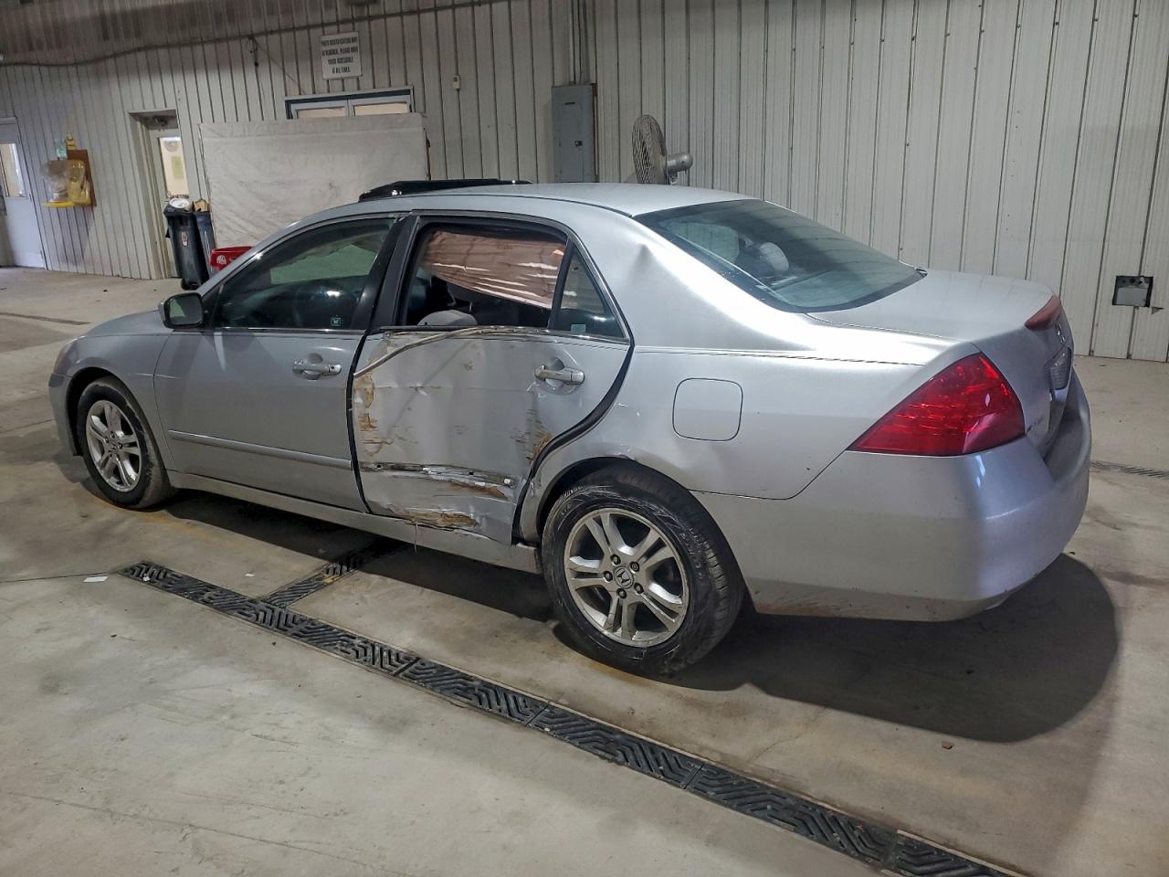 2007 HONDA ACCORD EX photo 2
