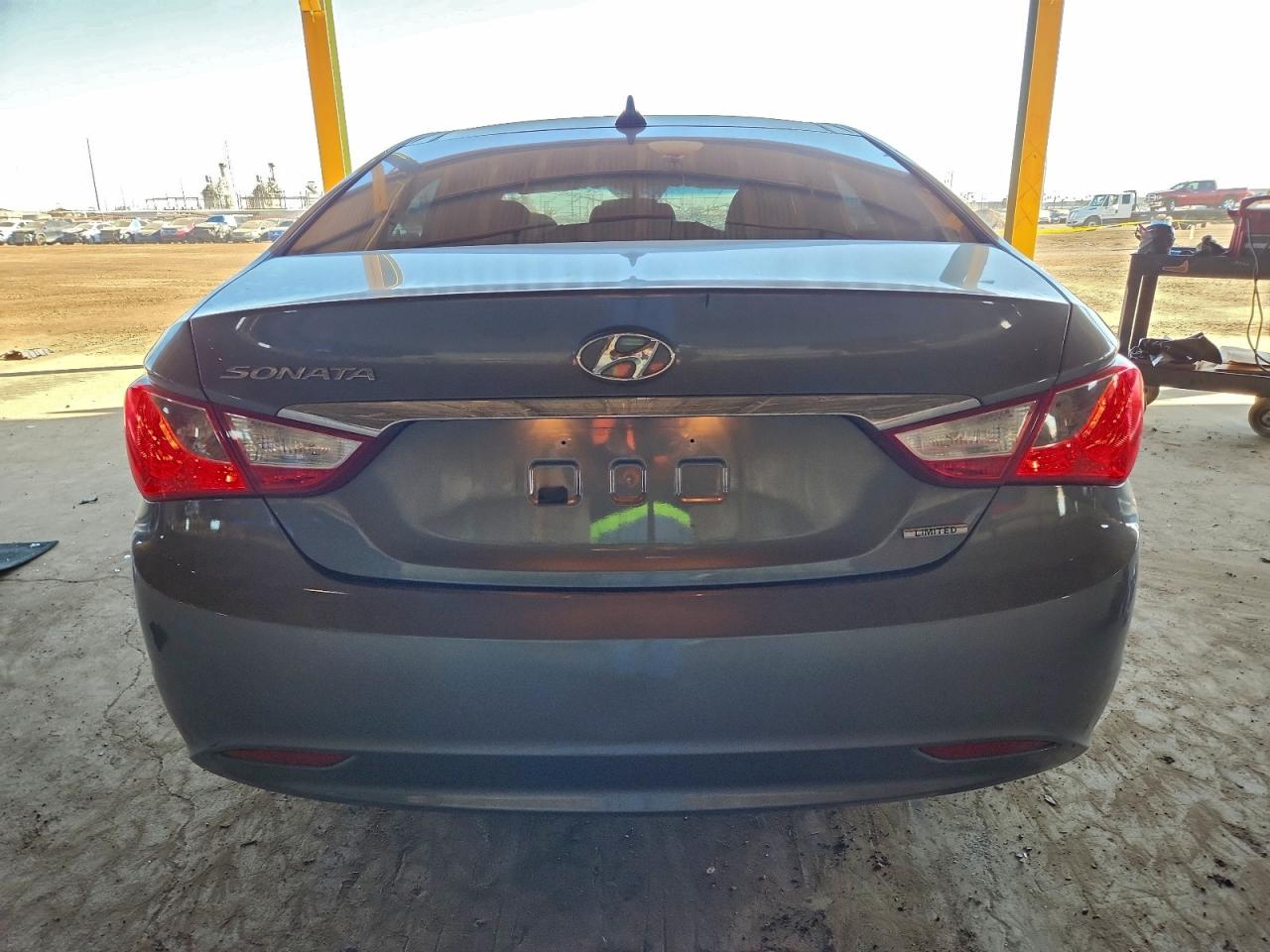 2012 HYUNDAI SONATA photo 6