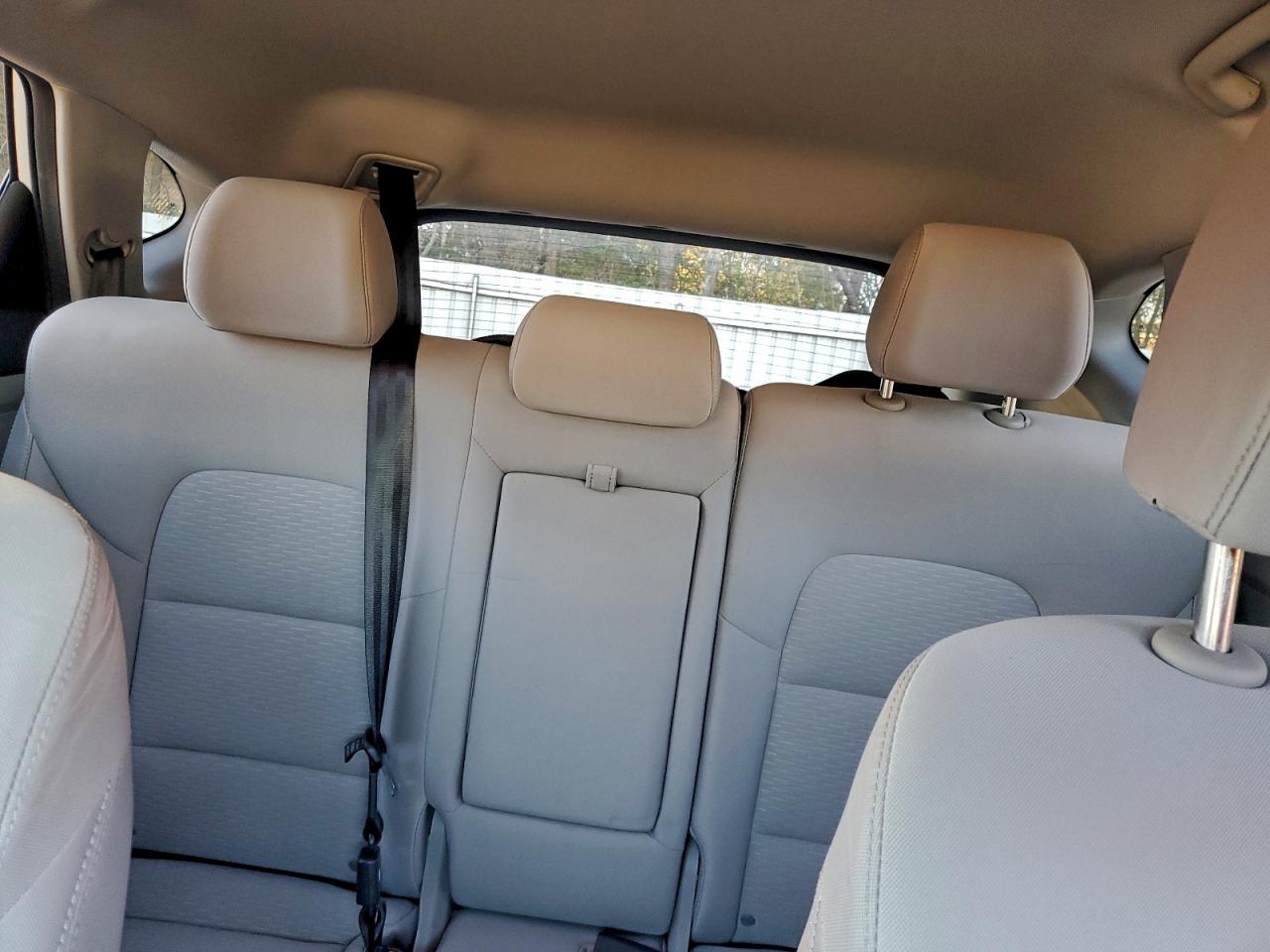 2021 HYUNDAI TUCSON SE photo 10