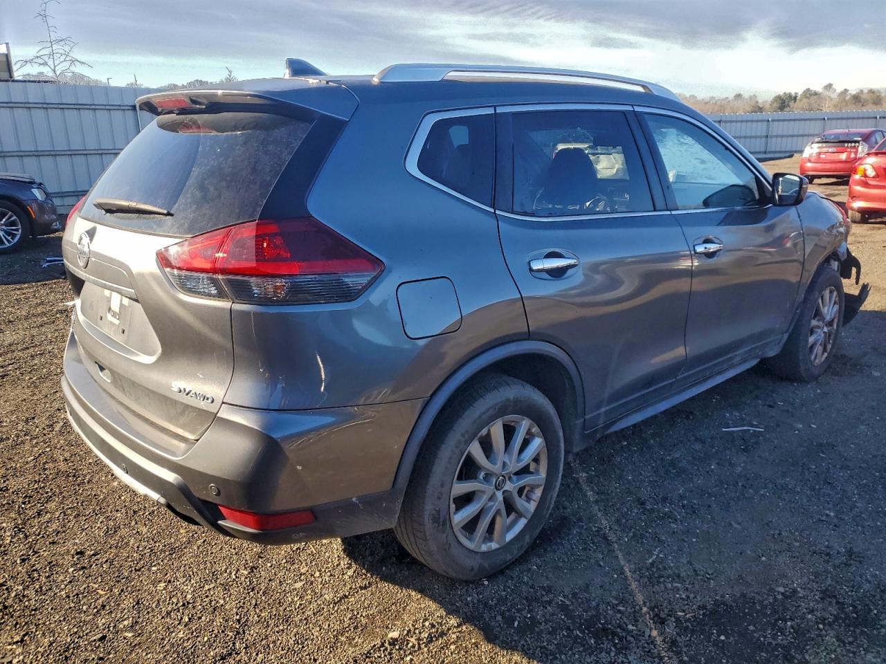 2020 NISSAN ROGUE S photo 3
