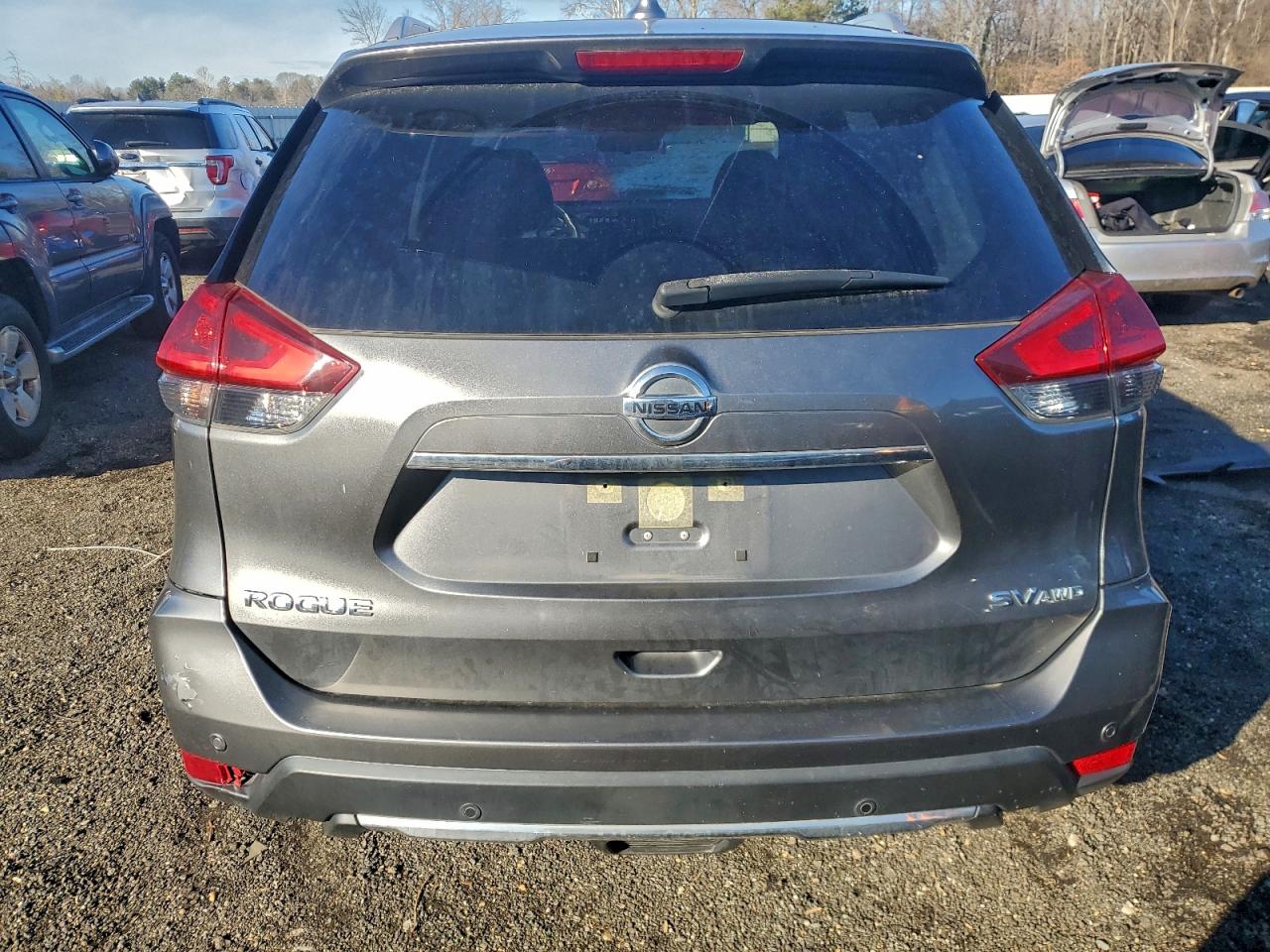 2020 NISSAN ROGUE S photo 6