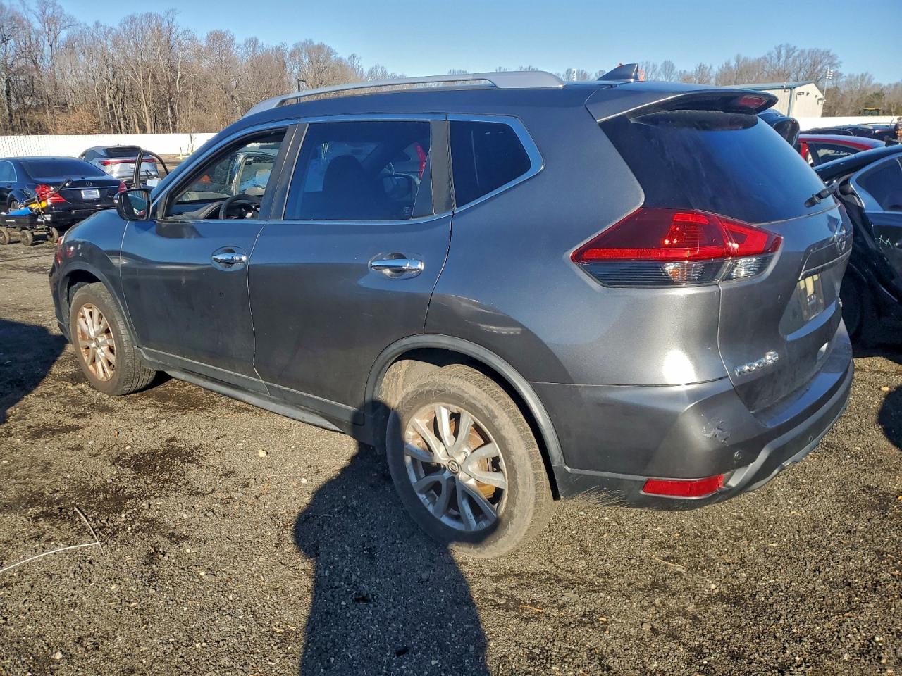 2020 NISSAN ROGUE S photo 2