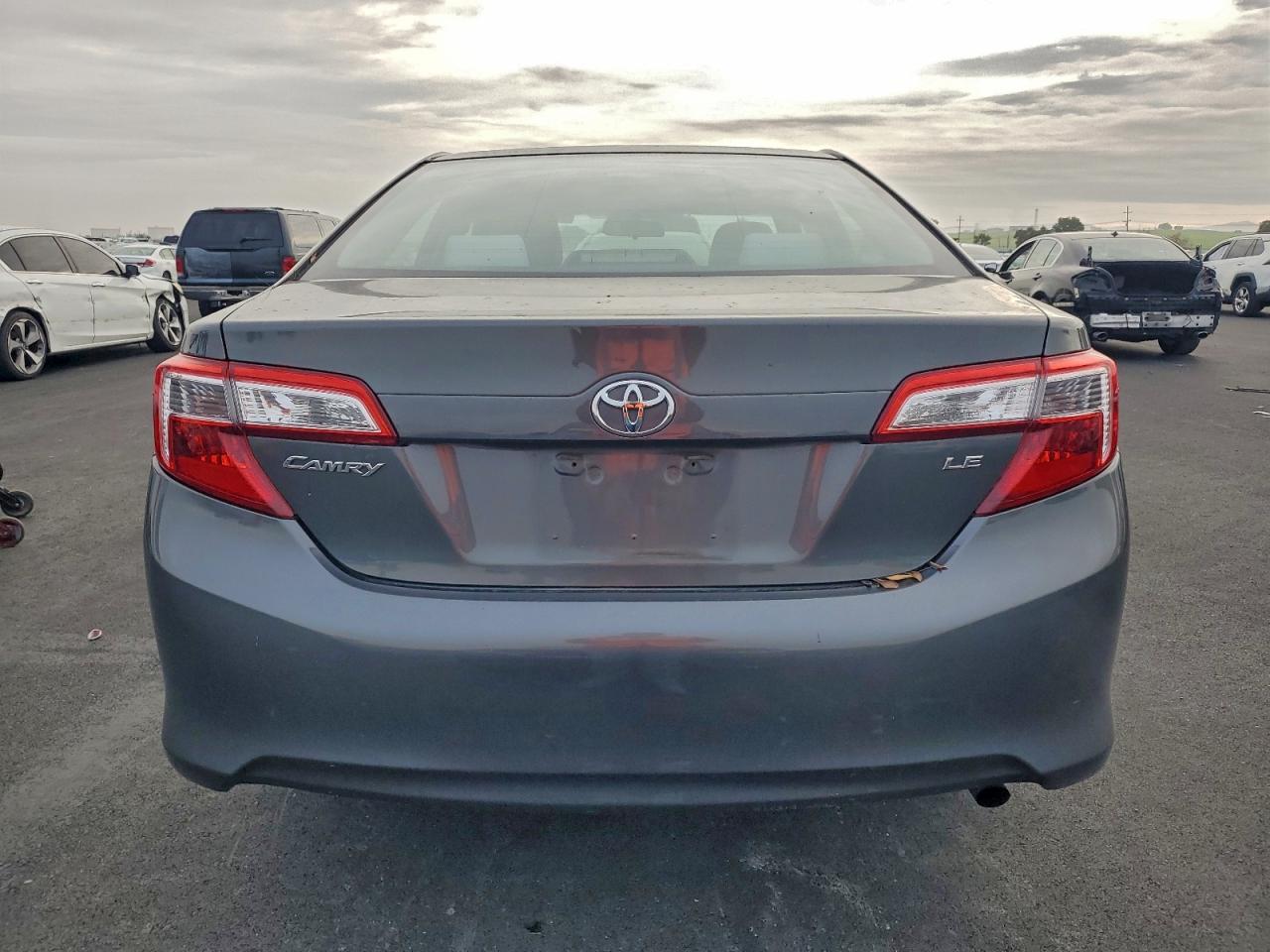2012 TOYOTA CAMRY BASE photo 6
