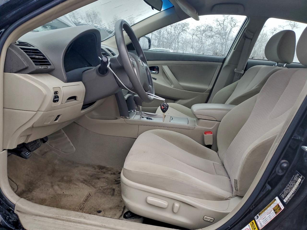 2010 TOYOTA CAMRY BASE photo 7