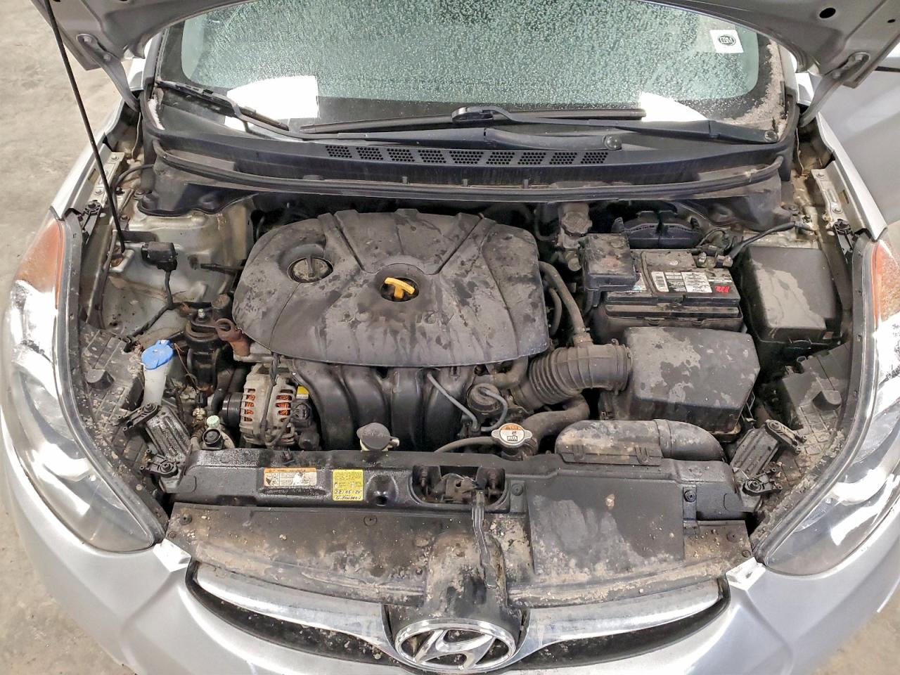 2013 HYUNDAI ELANTRA GLS photo 11