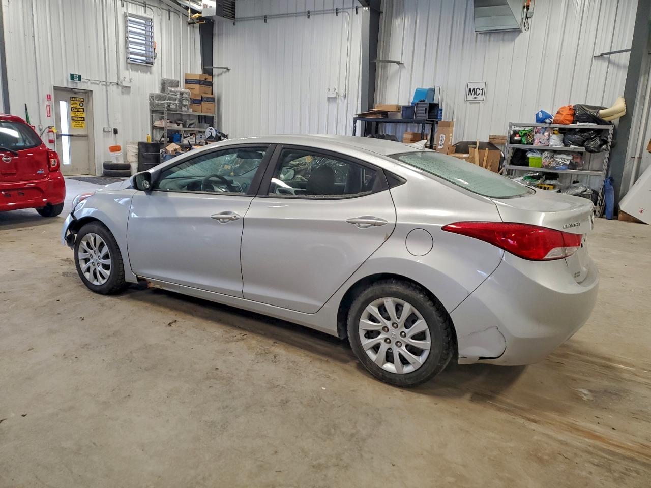 2013 HYUNDAI ELANTRA GLS photo 2