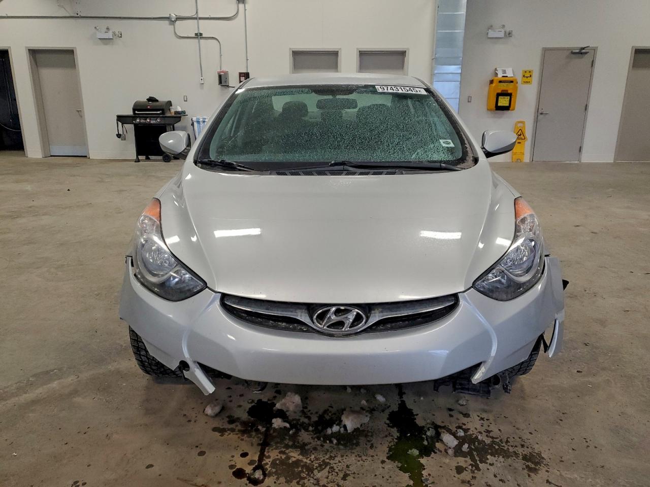 2013 HYUNDAI ELANTRA GLS photo 5