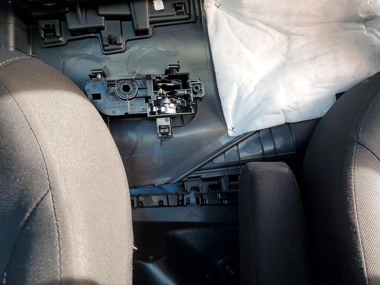 2020 NISSAN KICKS SV photo 10