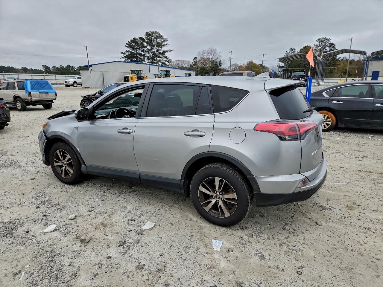2018 TOYOTA RAV4 ADVENTURE photo 2