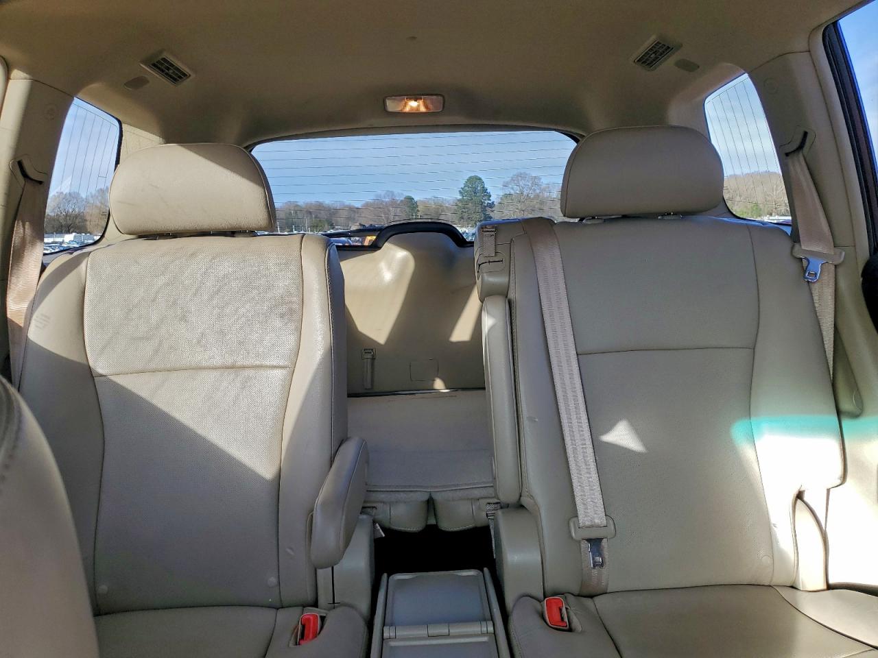 2011 TOYOTA HIGHLANDER LIMITED photo 10