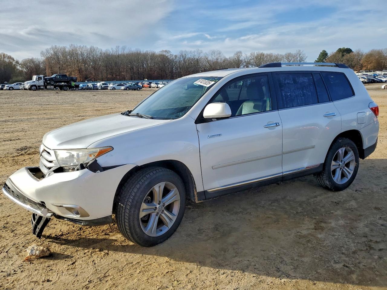 2011 TOYOTA HIGHLANDER