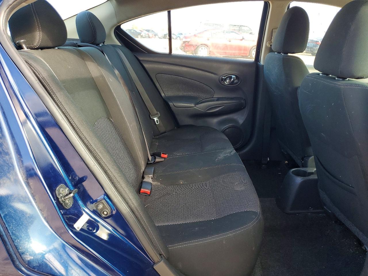 2019 NISSAN VERSA S photo 28