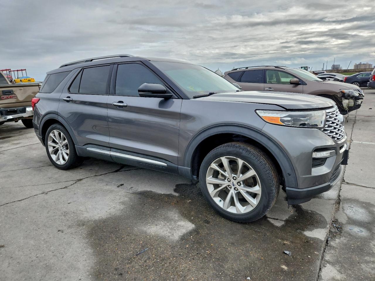 2021 FORD EXPLORER PLATINUM photo 4