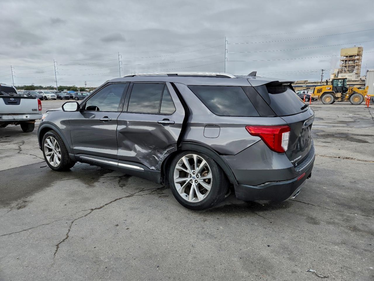 2021 FORD EXPLORER PLATINUM photo 2