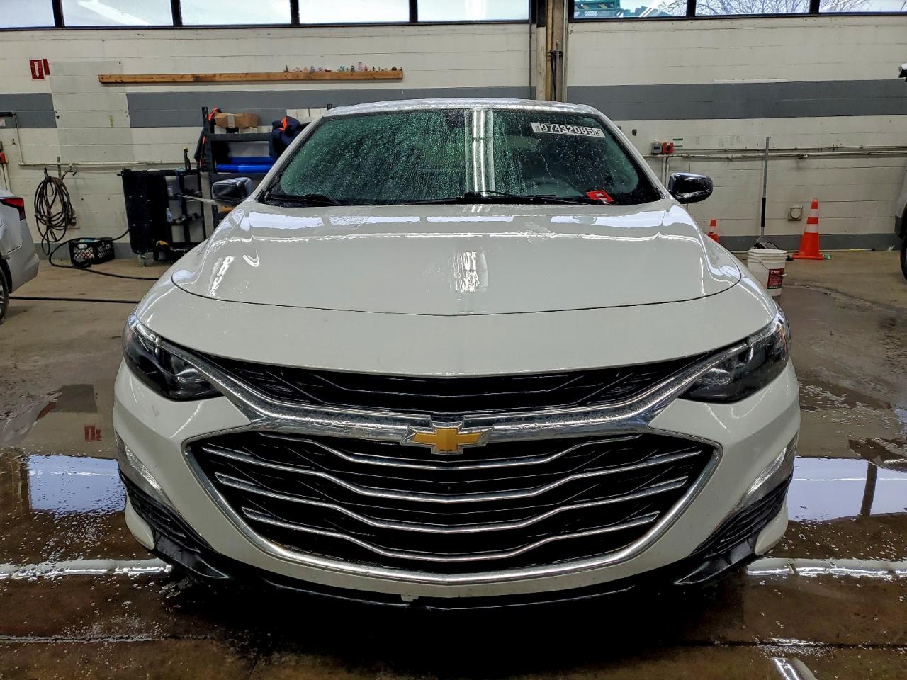 2020 CHEVROLET MALIBU LS photo 5