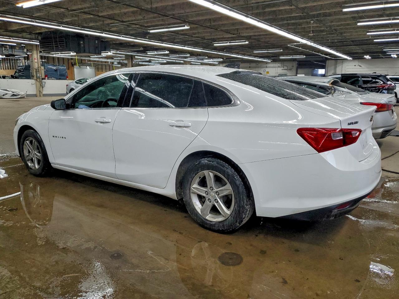 2020 CHEVROLET MALIBU LS photo 2