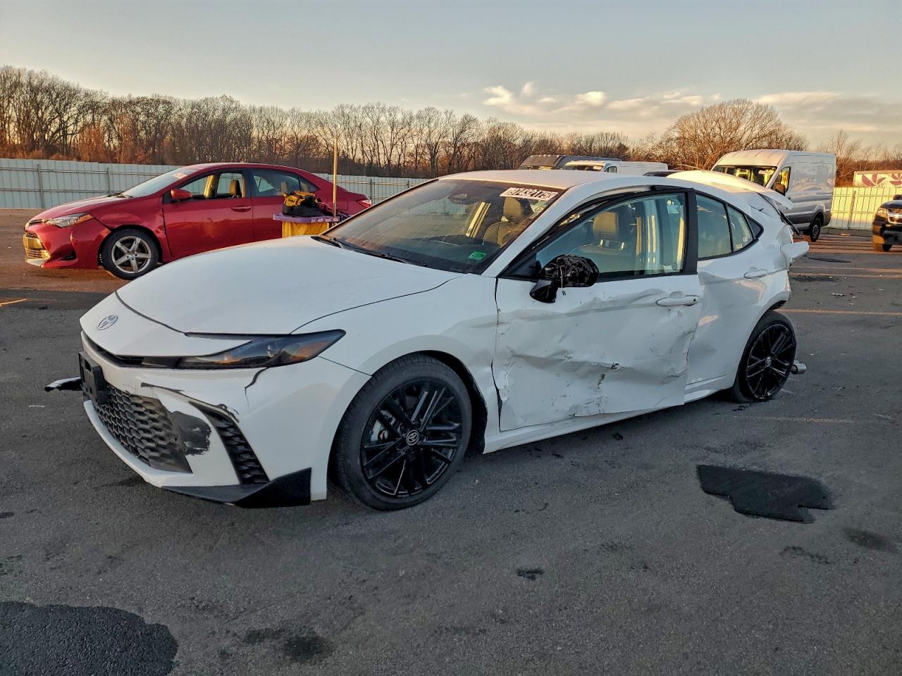 2025 TOYOTA CAMRY