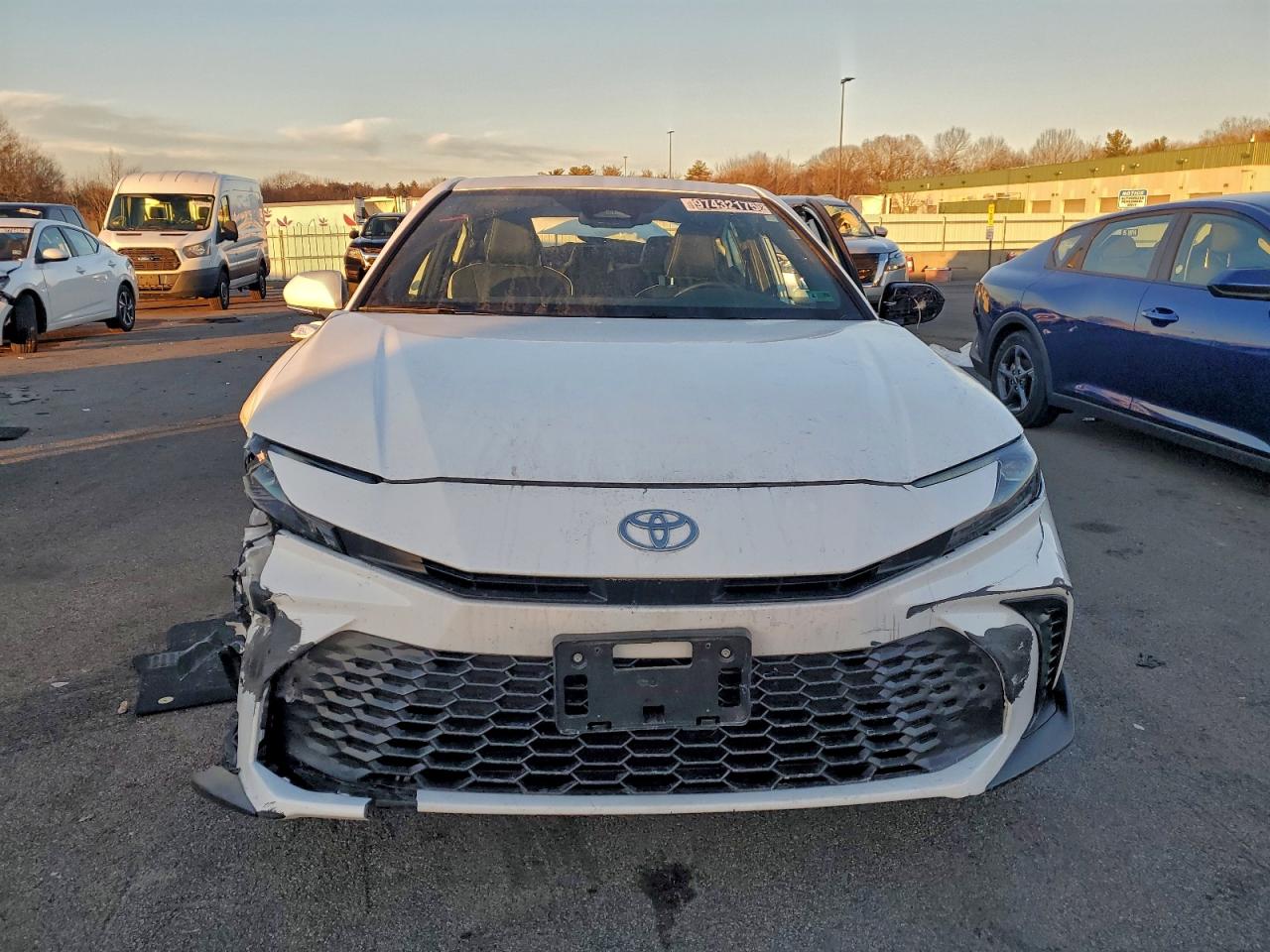 2025 TOYOTA CAMRY XSE photo 5