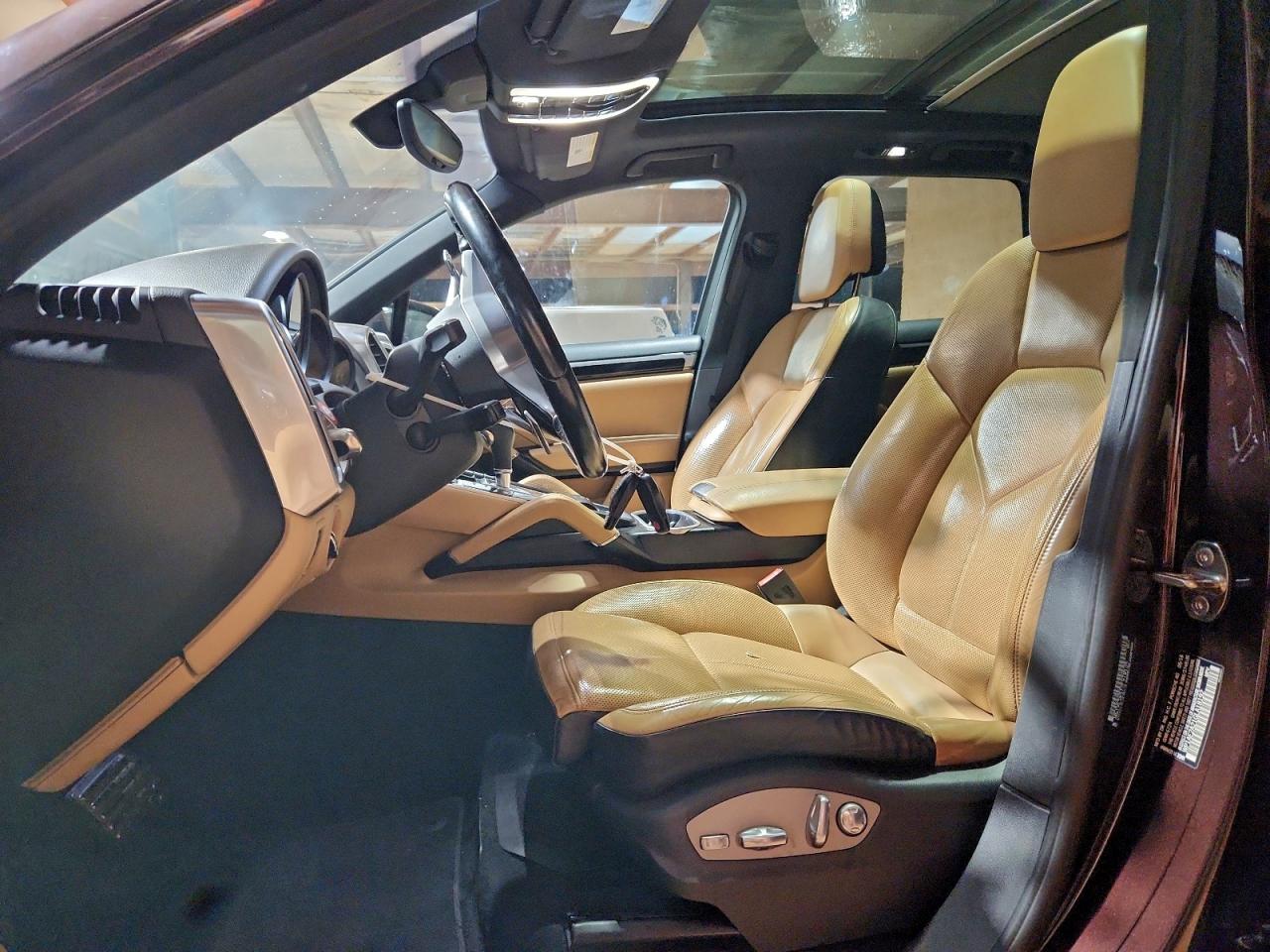 2016 PORSCHE CAYENNE SE HYBRID photo 7