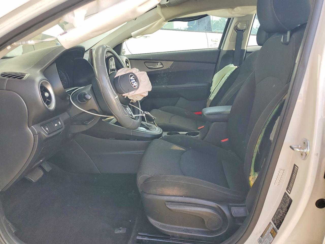 2021 KIA FORTE FE photo 7