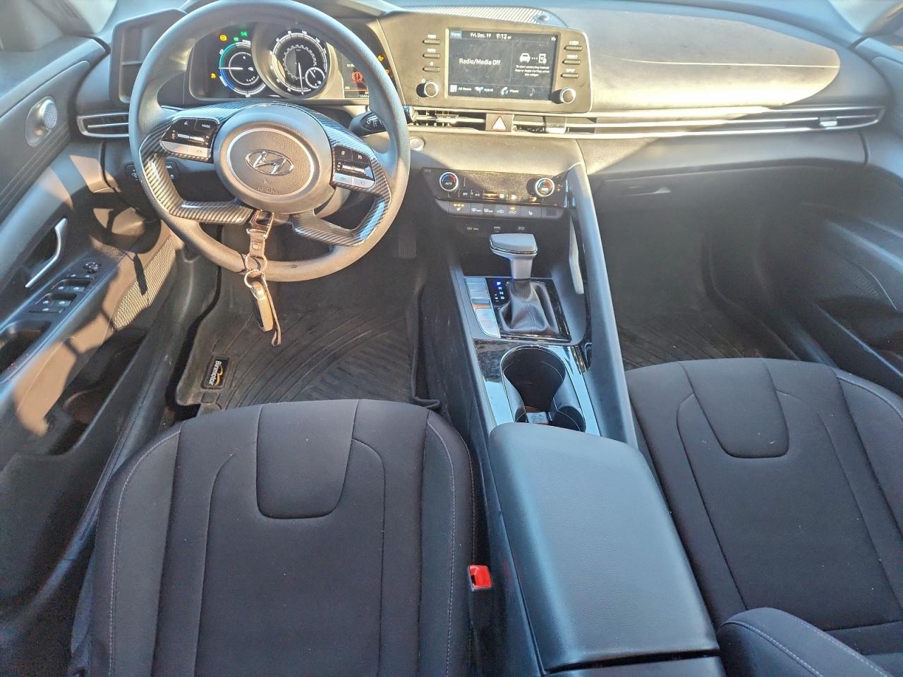 2023 HYUNDAI ELANTRA BLUE photo 22