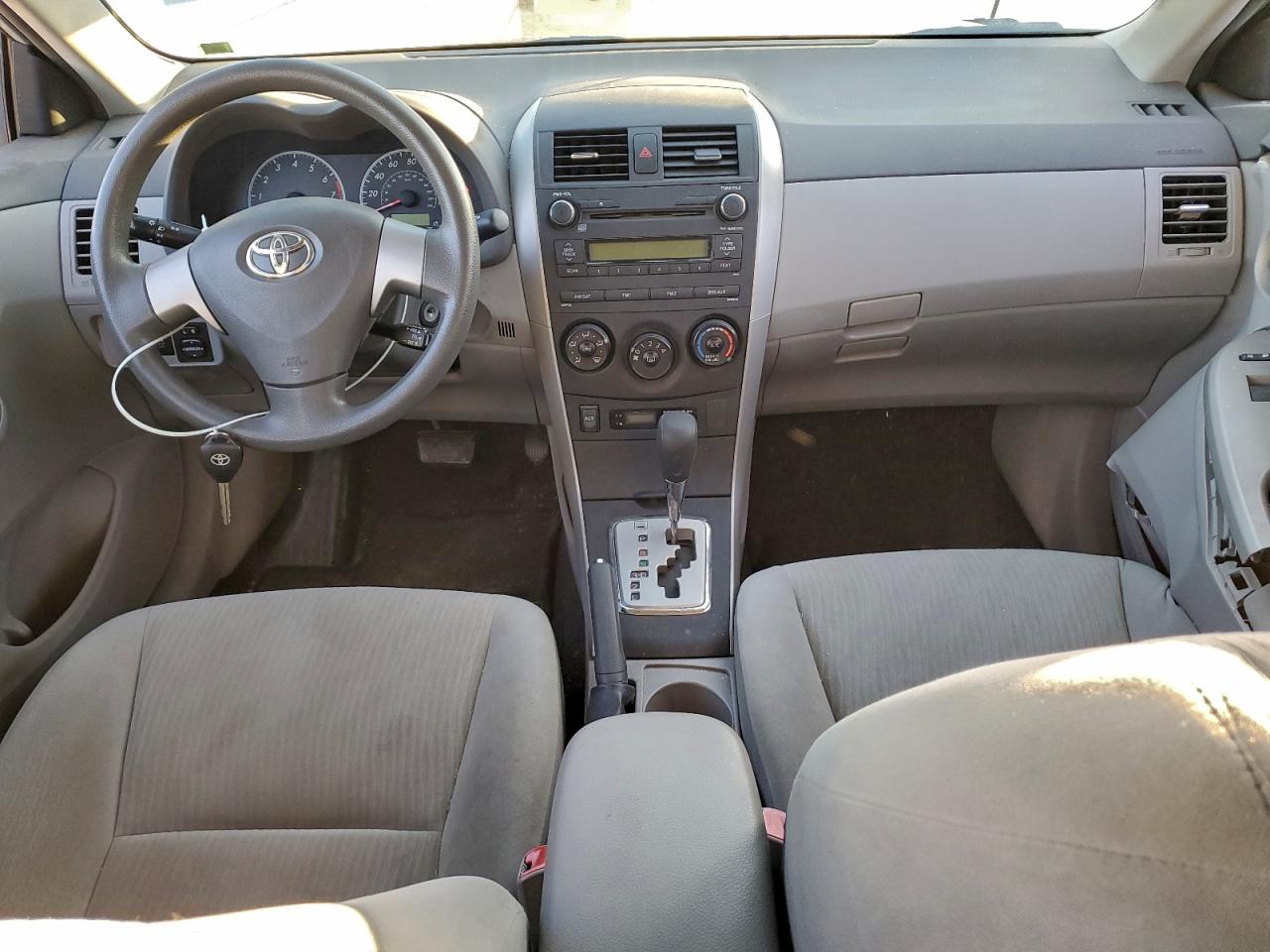 2010 TOYOTA COROLLA BASE photo 8
