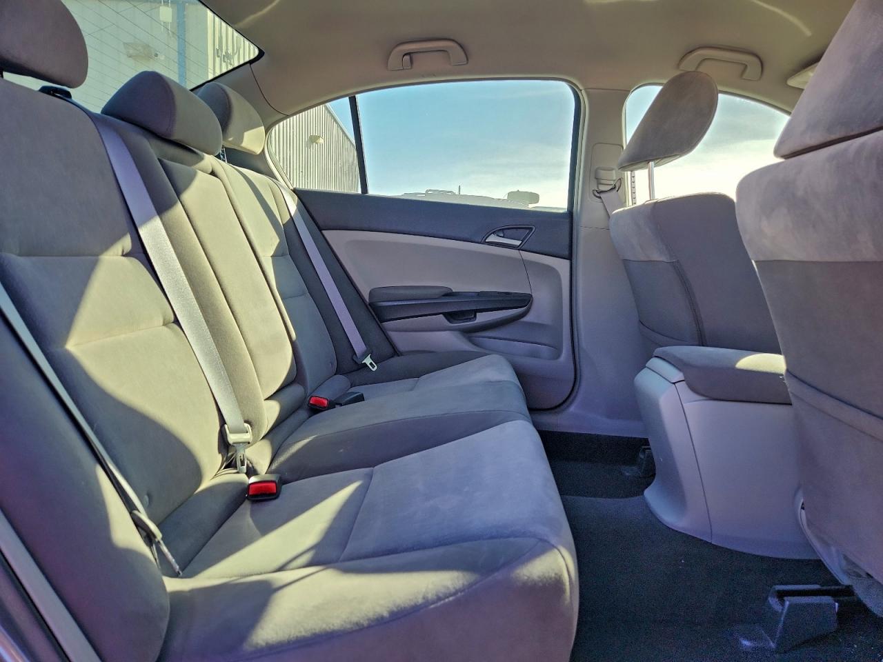 2008 HONDA ACCORD LX photo 10
