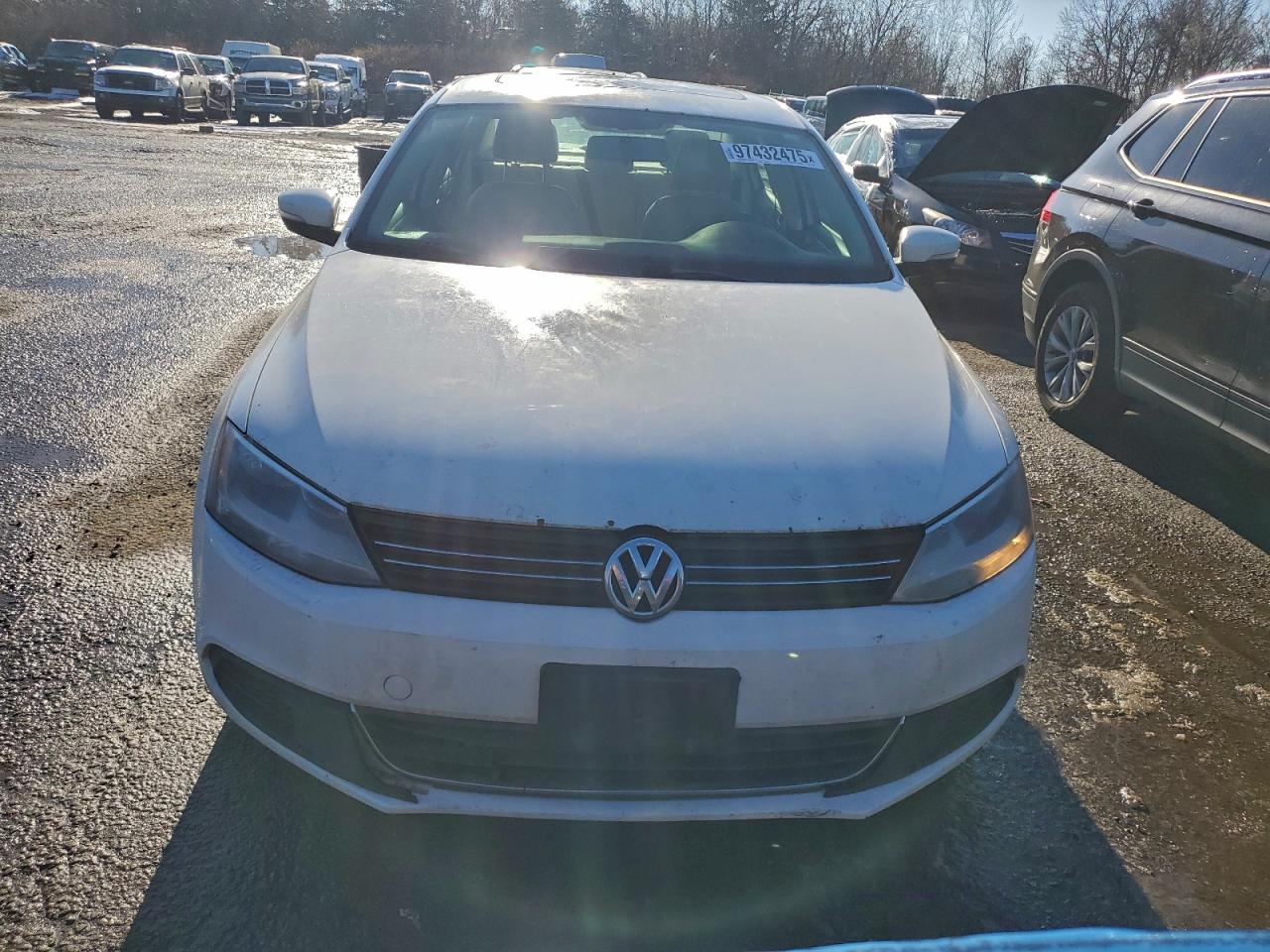 2013 VOLKSWAGEN JETTA SE photo 5