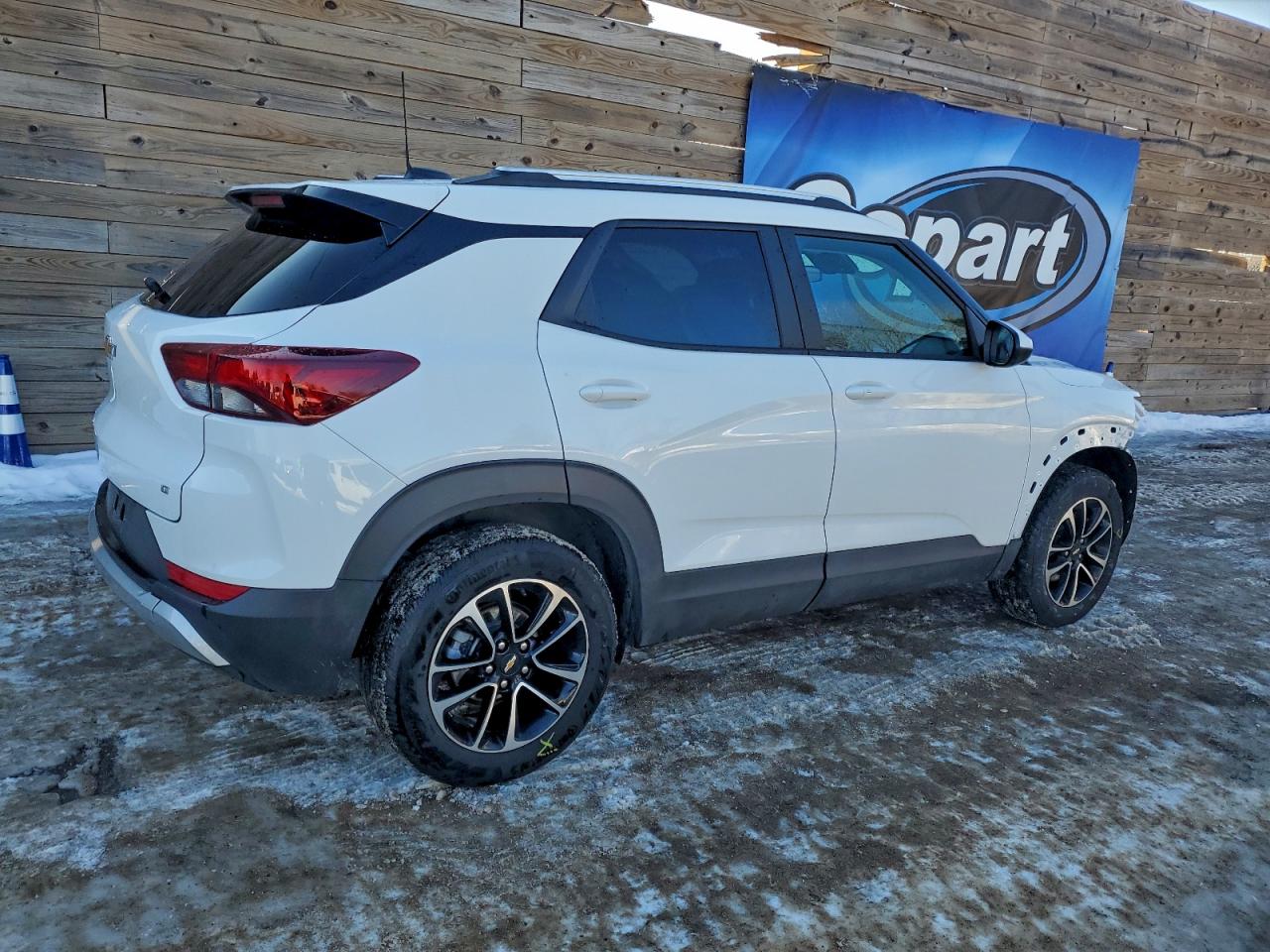 2025 CHEVROLET TRAILBLAZER LT photo 3