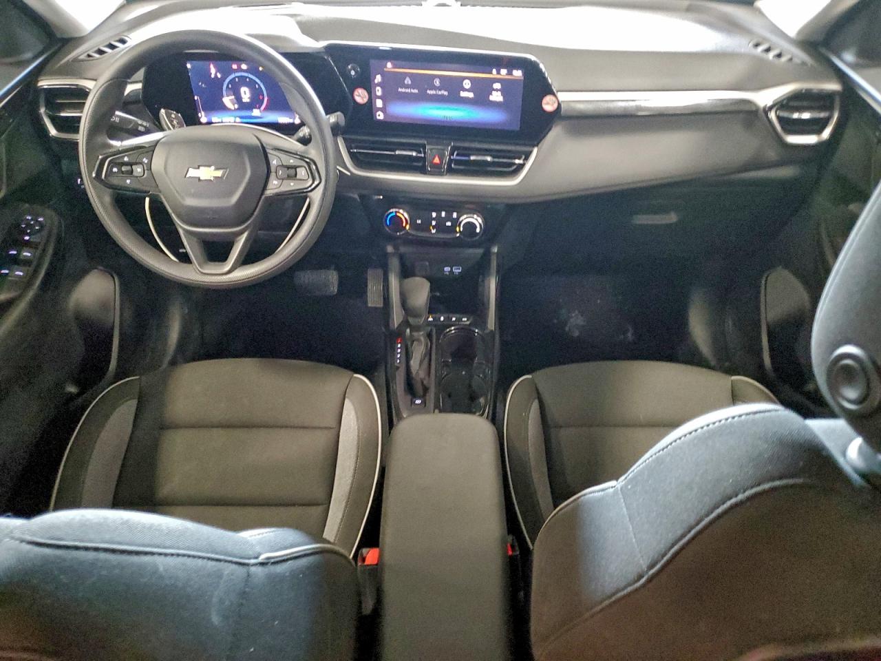 2025 CHEVROLET TRAILBLAZER LT photo 8