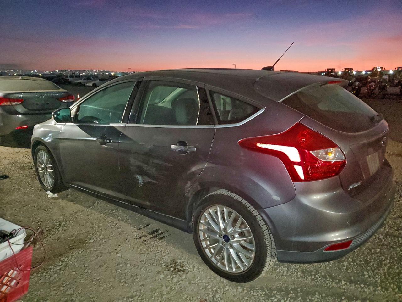 2013 FORD FOCUS TITANIUM photo 2