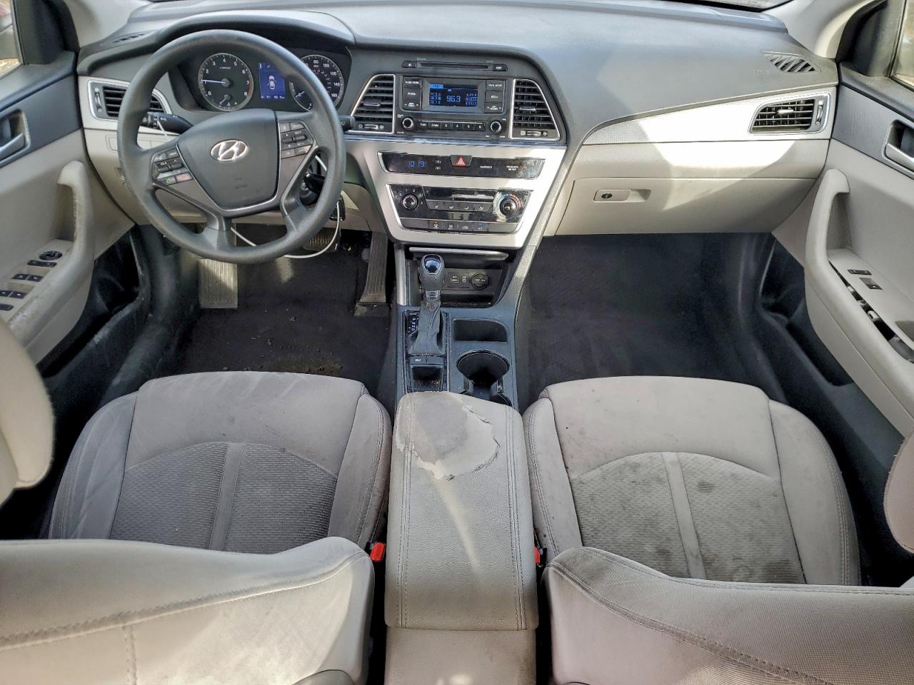 2015 HYUNDAI SONATA SE photo 8